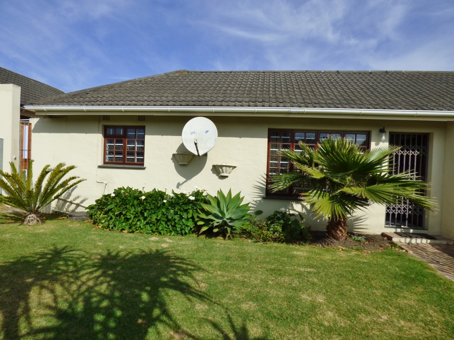 2 Bedroom Property for Sale in West Bank Eastern Cape